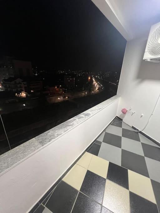 Art'S Apartment Tirana Kültér fotó