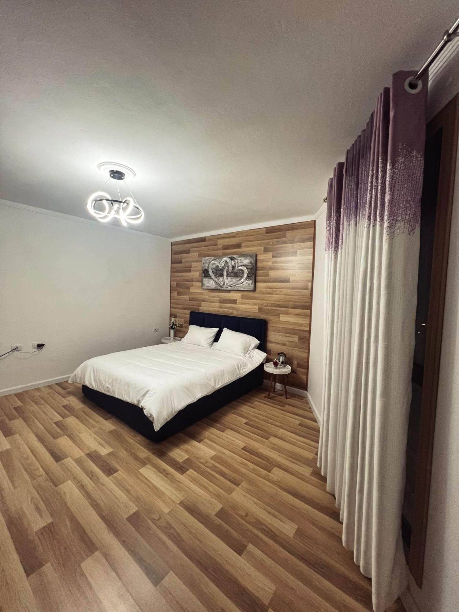 Art'S Apartment Tirana Kültér fotó